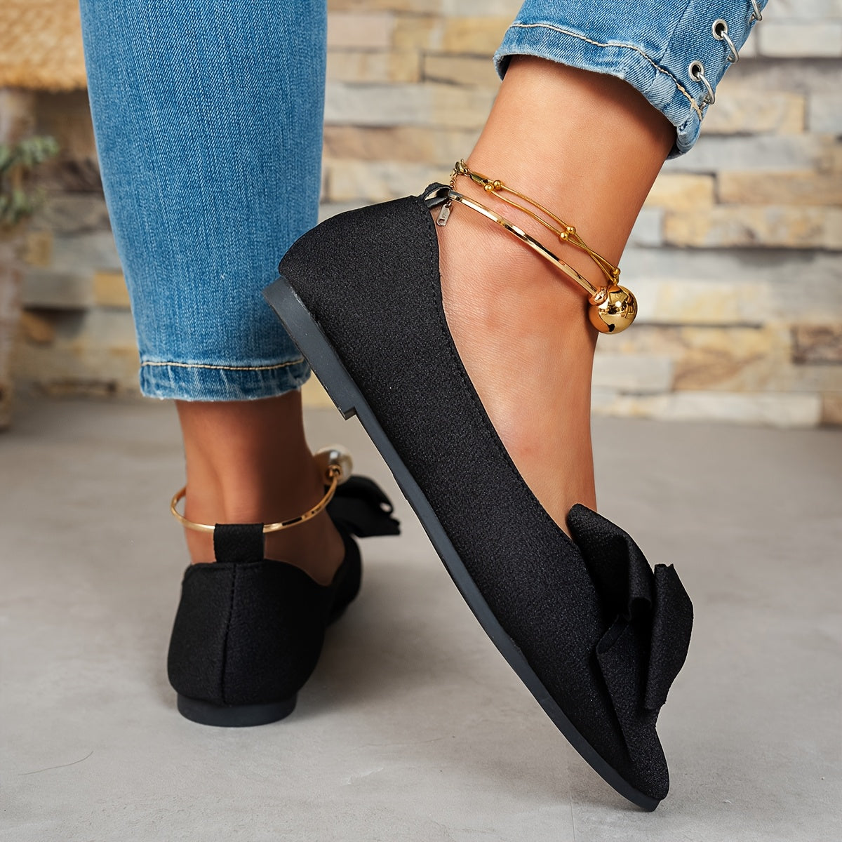 Jonita – Baleriny z Ostrym Noskiem i Paskiem z Tyłu z Perłą