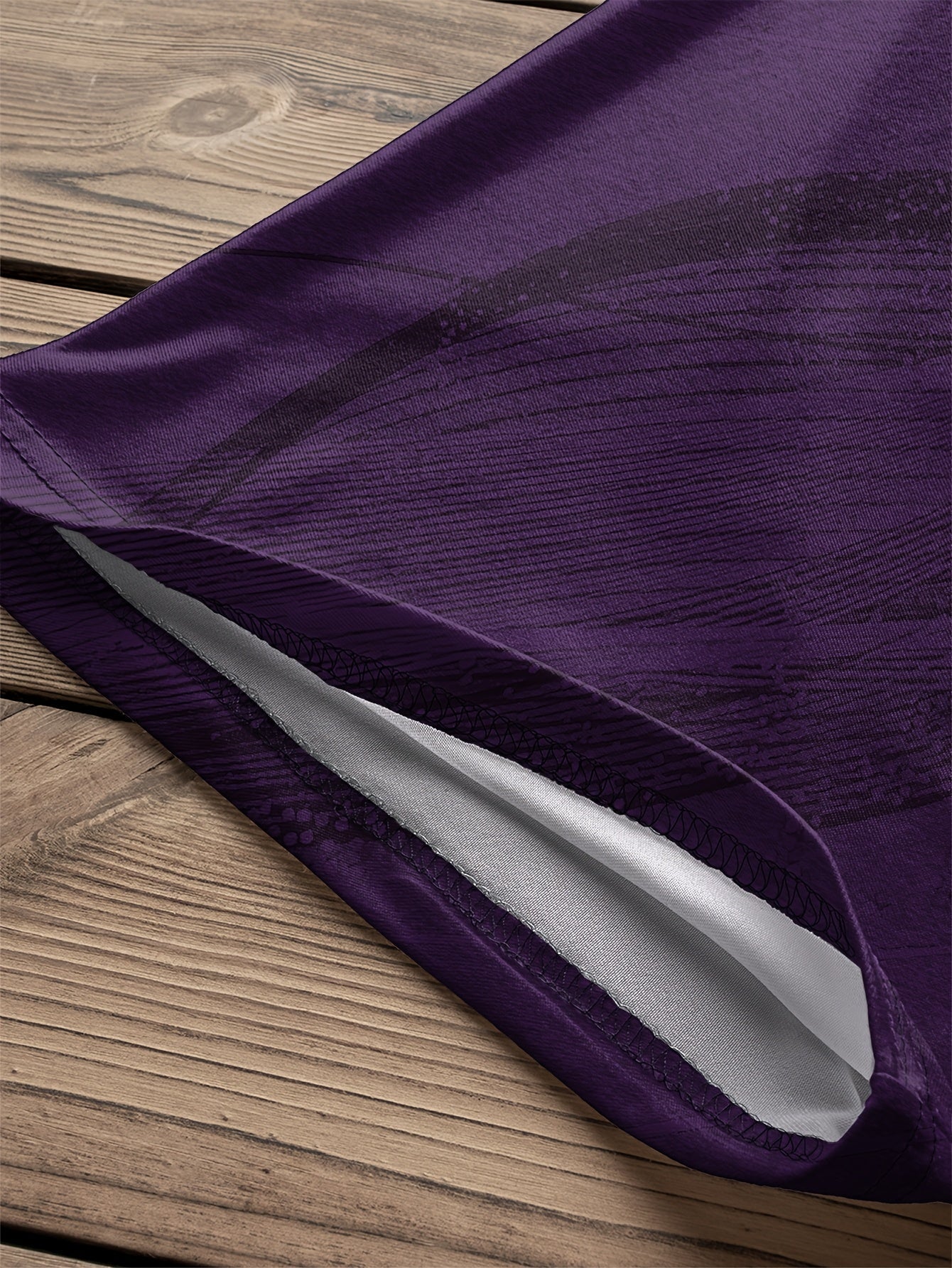 Galya – Oversize'owa Koszulka z Okrągłym Dekoltem