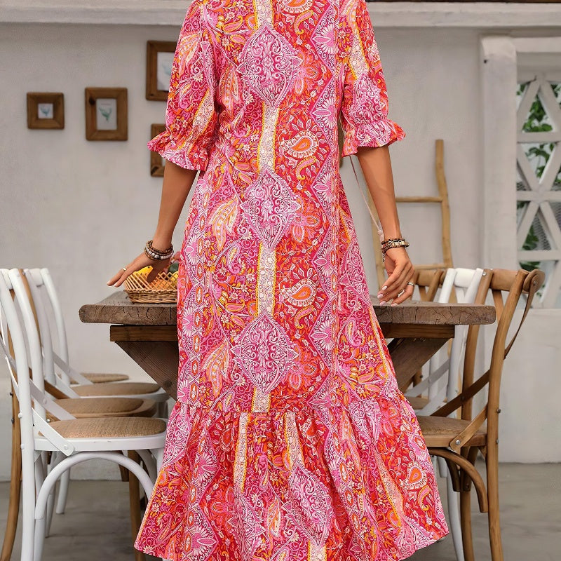 Aniy – Letnia Sukienka w Kwiaty z Dekoltem w Serek