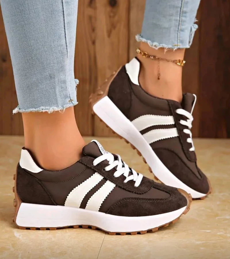 Halima – Wygodne Sneakersy Retro Sznurowane