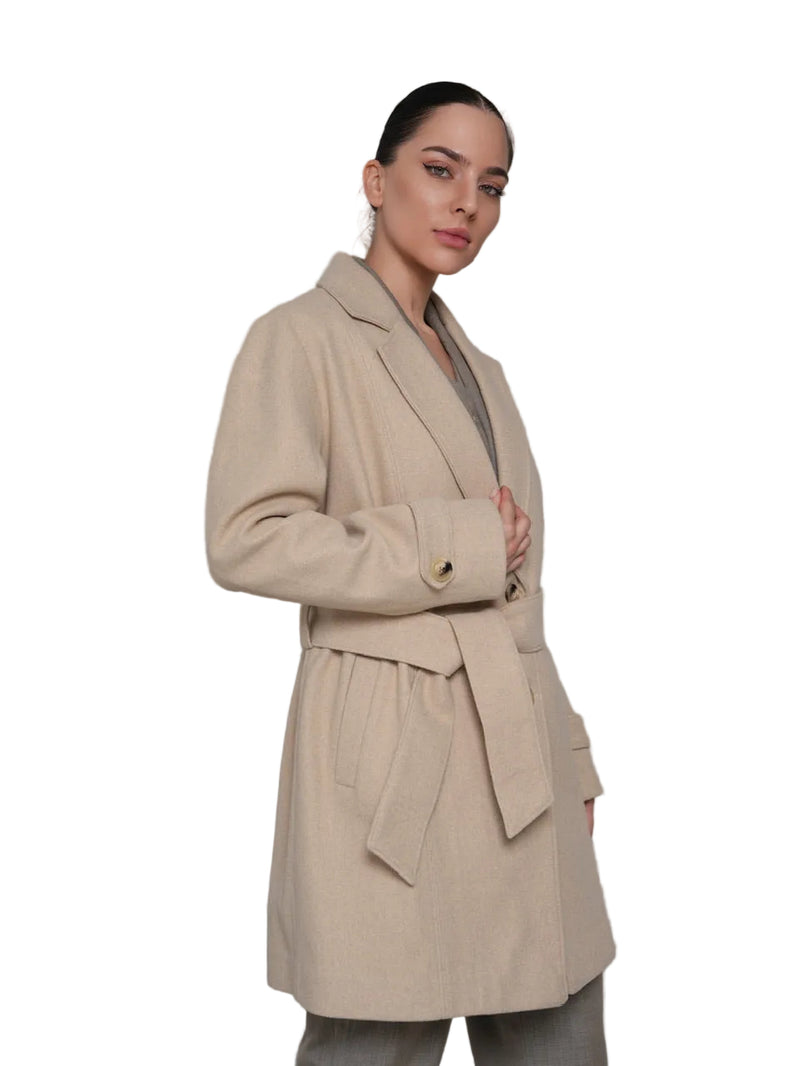 Iseult – Stylowy Płaszcz z Wiązanym Paskiem