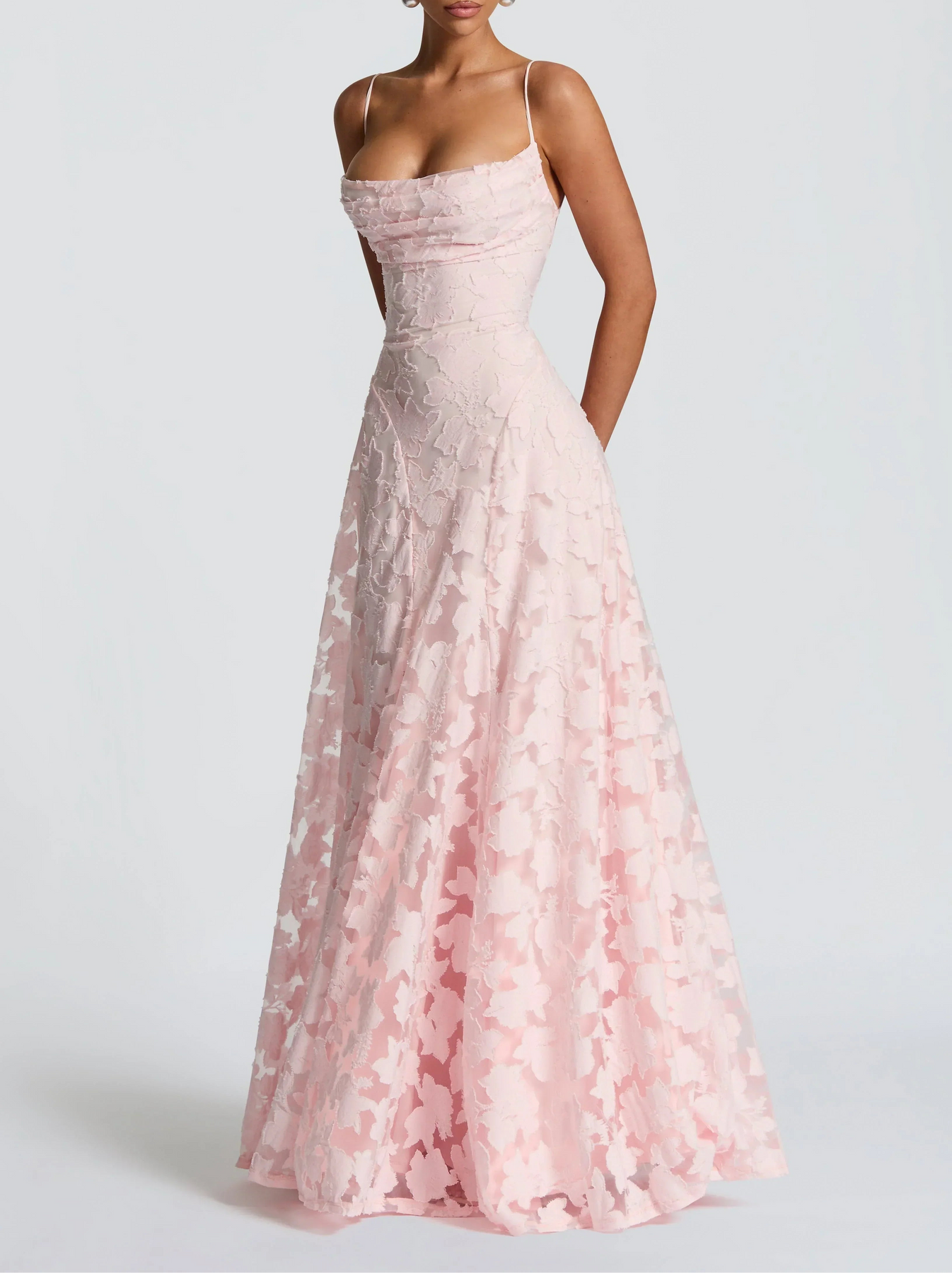 Alonah - Elegancka Sukienka Maxi z Płynnym Krojem