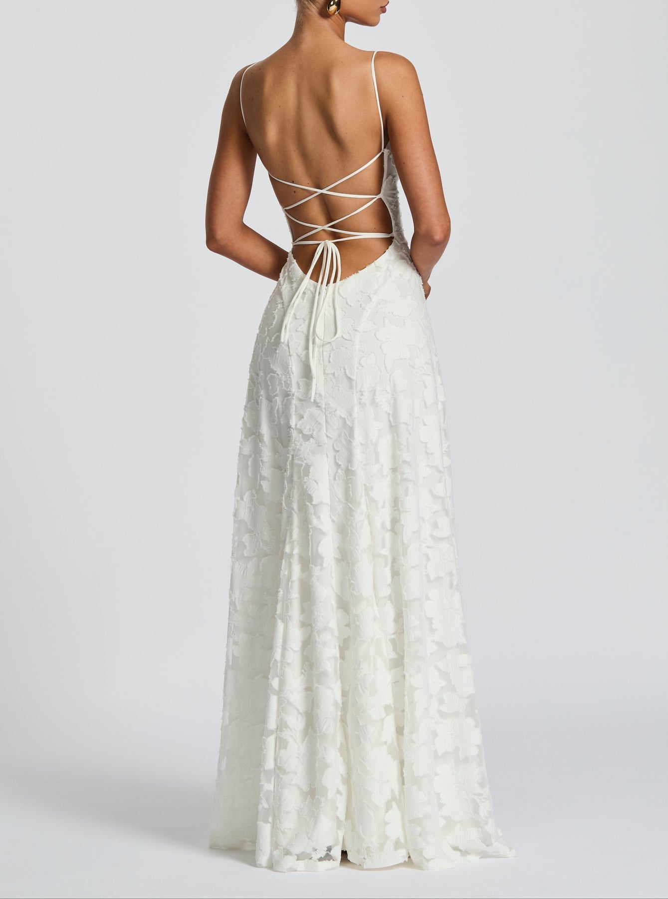 Alonah - Elegancka Sukienka Maxi z Płynnym Krojem