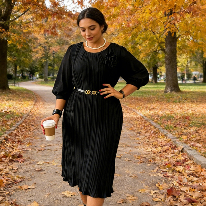 Ingeborga – Plisowana Sukienka Midi z Rękawami 3/4 i Paskiem